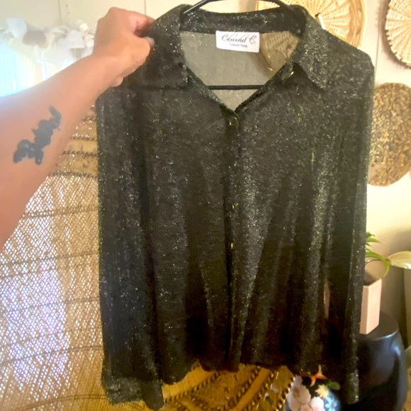 Vintage black & gold sparkle shirt. . - Picture 7 of 7